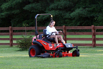 Kubota ZD326s